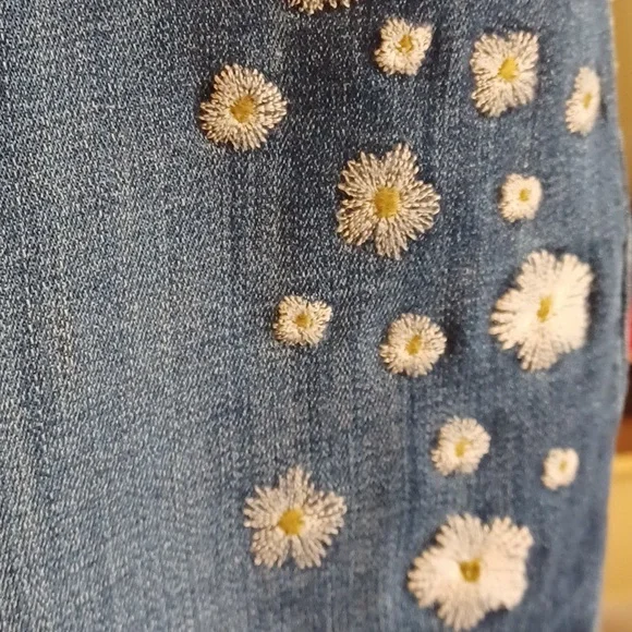 LOGO by Lori Goldstein jeans capris womens size 10 - Picture 3 of 8